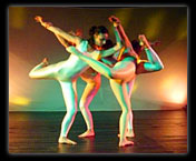Ballerini della compagnia Kunturi Ballet
